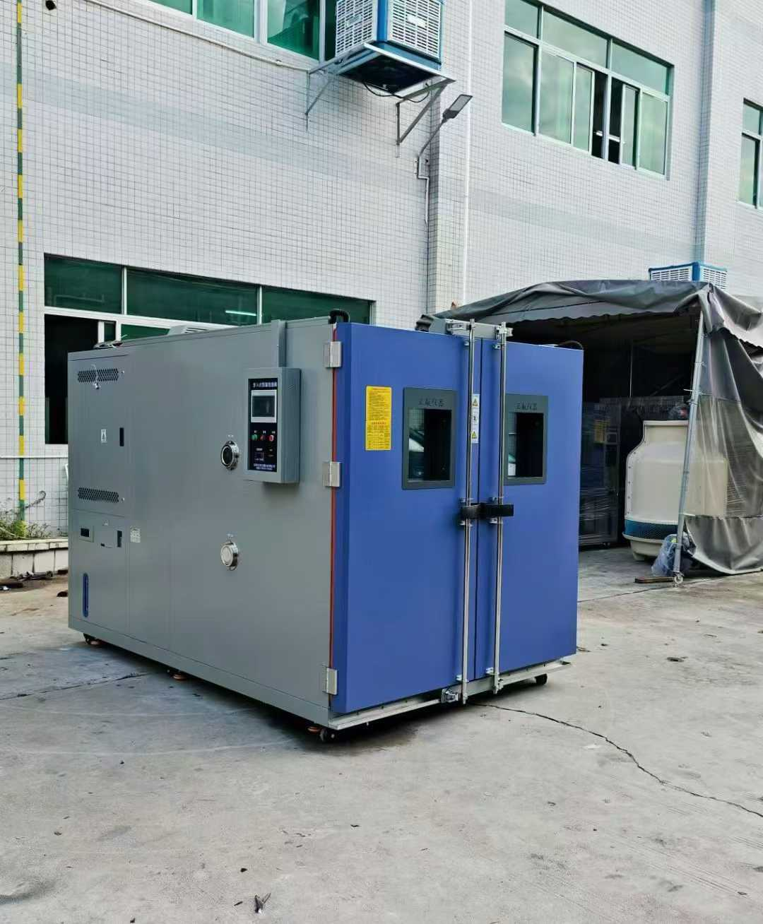 3.5m³步入式恒温恒湿箱 3.5m³步入式恒温恒湿箱